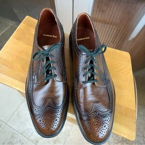 Men's Dark Brown Leather Wingtip Oxford Dress Shoes